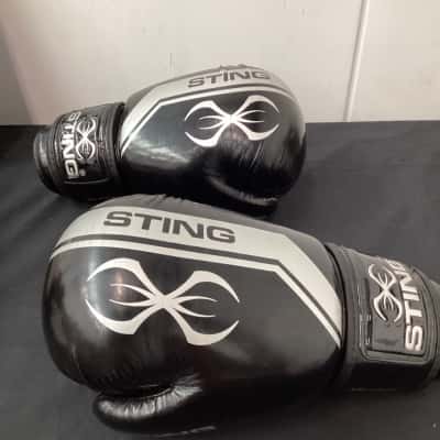 STING Armalite 12-OZ  boxing gloves