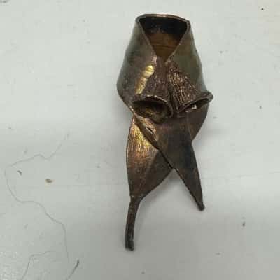 Australiana Womens Gum Leaf and Nuts Scarf Clip/Holder