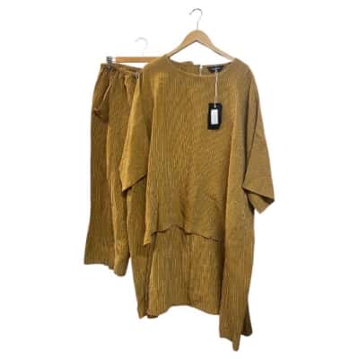 Evassunday Size L tunic & pants NWT 