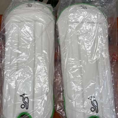 Kookaburra Pro 3.0 cricket wicket-keeping leg guards in white with green trim - NEW STILL IN PACKAGING 