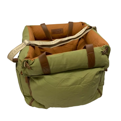 FunnyFuzzy Urban Voyager Dog Car Seat