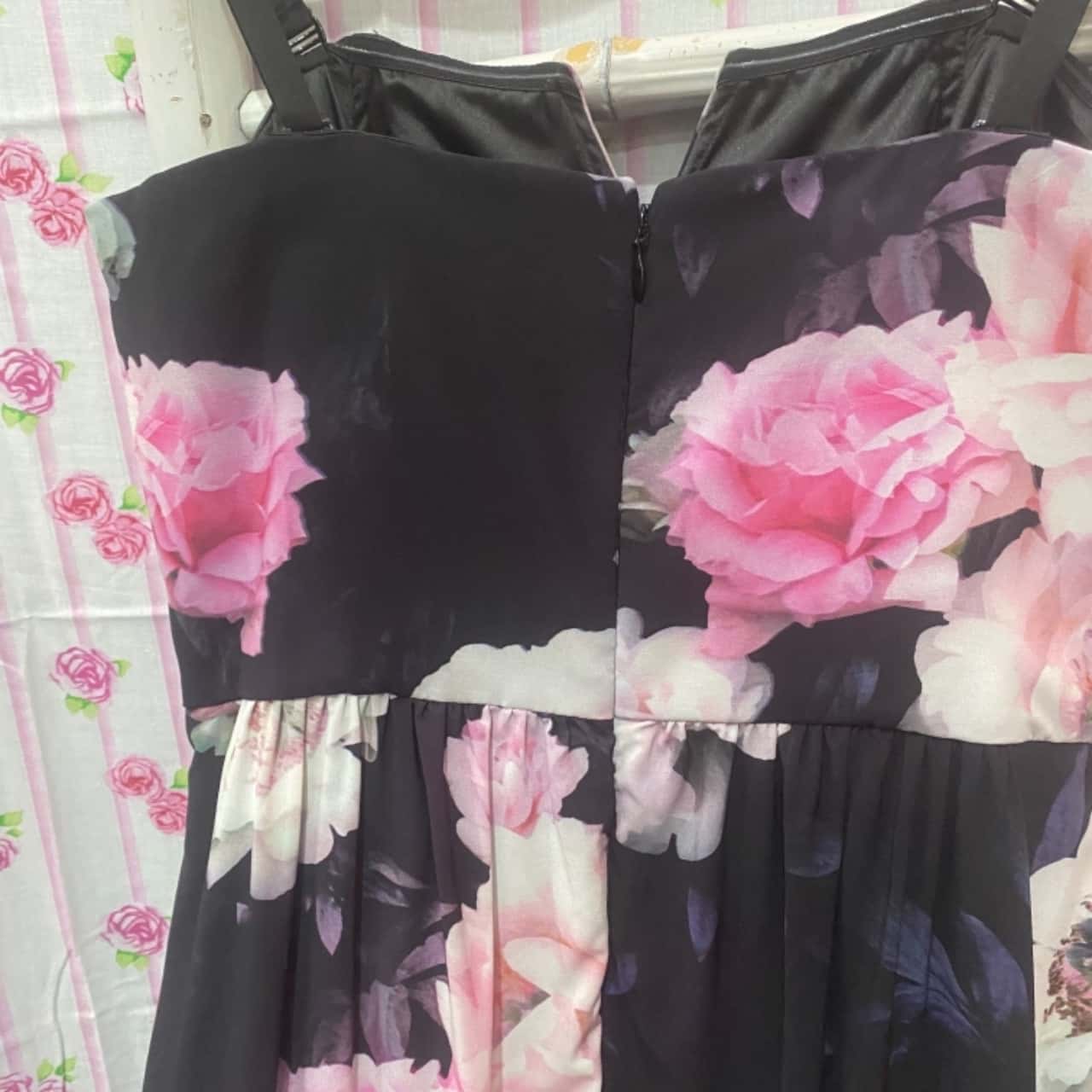 City Chic Womens Size 16 Babydoll Bodycon Floral Cocktail Dress Roses (s)