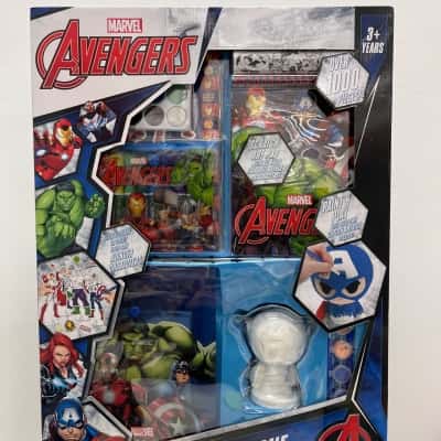 Marvel Avengers Activity Pack