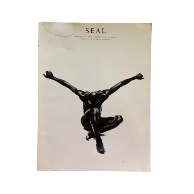Vintage Seal Album Songbook For Piano, Voice And Guitar