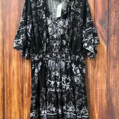 Starling Rein   Size S Black  boho style dress new 