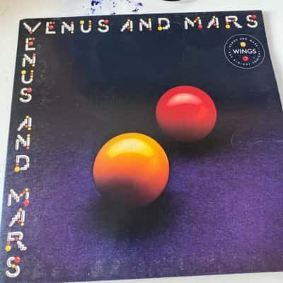 Venus and mars vinyl