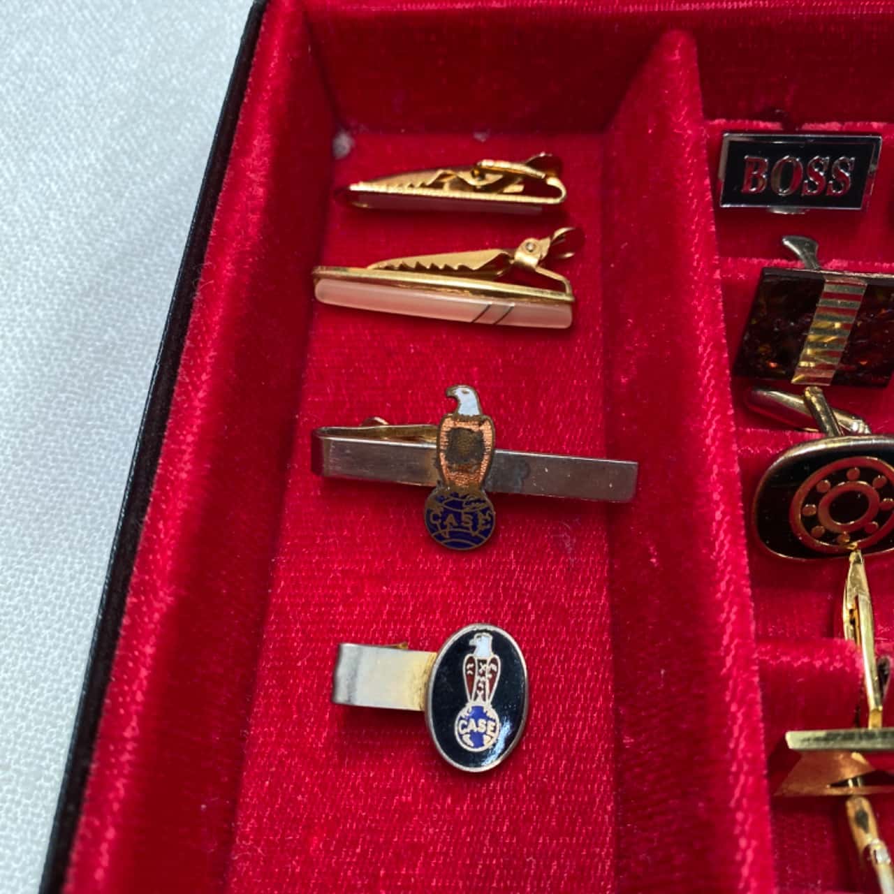 Assorted Vintage Men’s Tie Clips & Cufflinks(s)