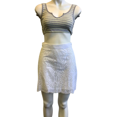 Witchery Women's Size 8 Mini Skirt White 