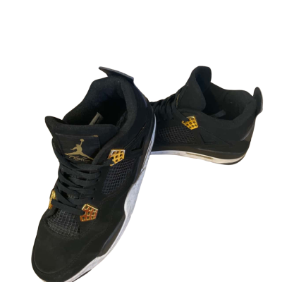  Mens  Size 12 Trainers Black  / Gold / White 
