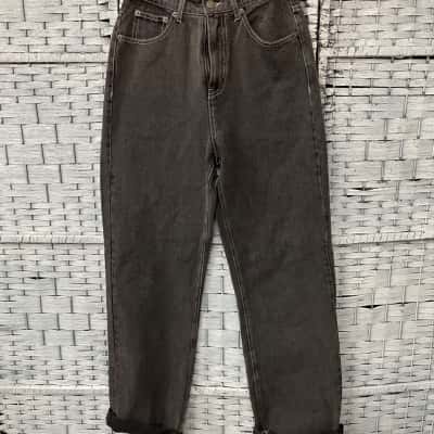 Ghanda Womens  Size 8 High-Waisted Jeans Black  