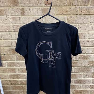 Guess Womens black studded tee Size M 