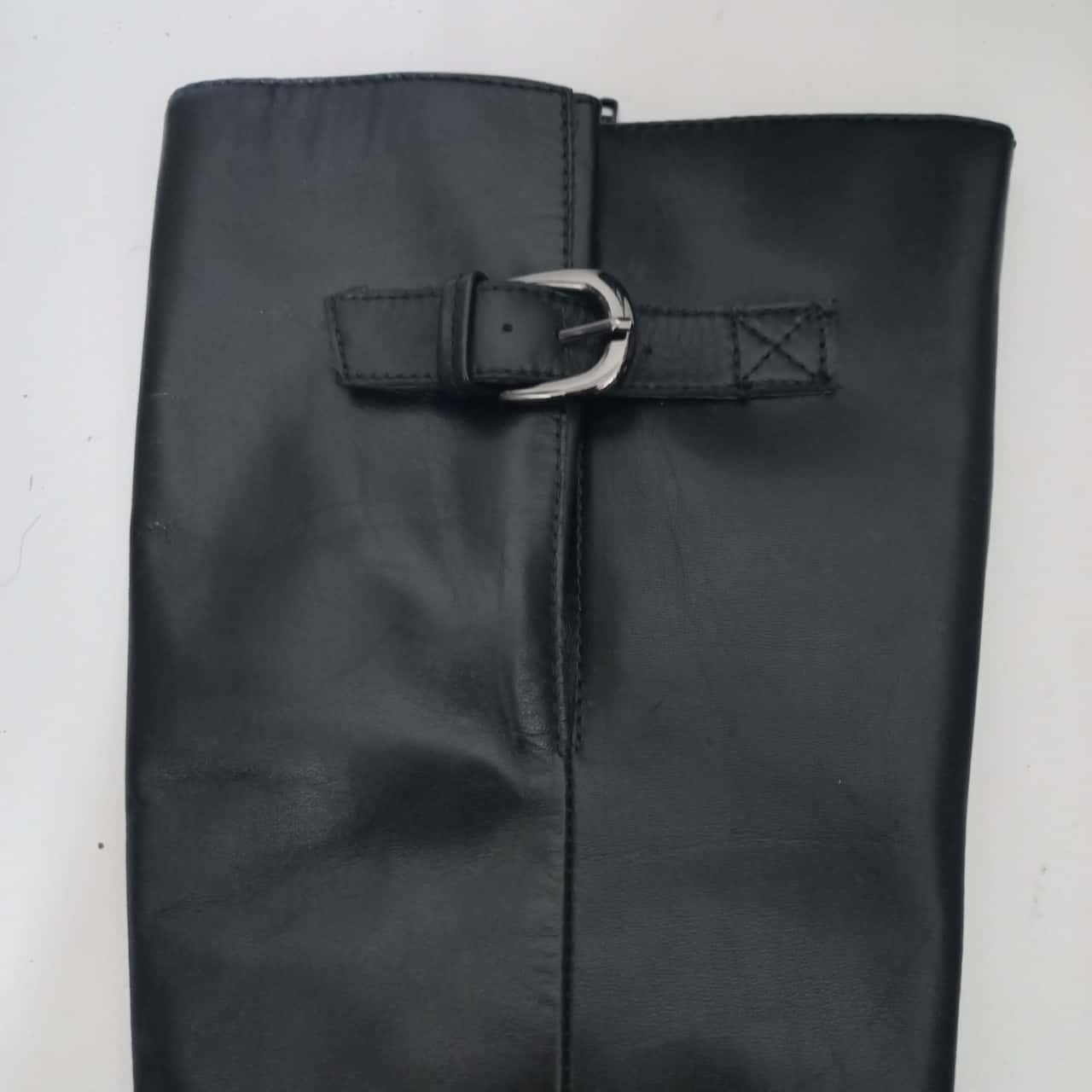 New Easy steps long boots rec retail $229.95 size 7(s)