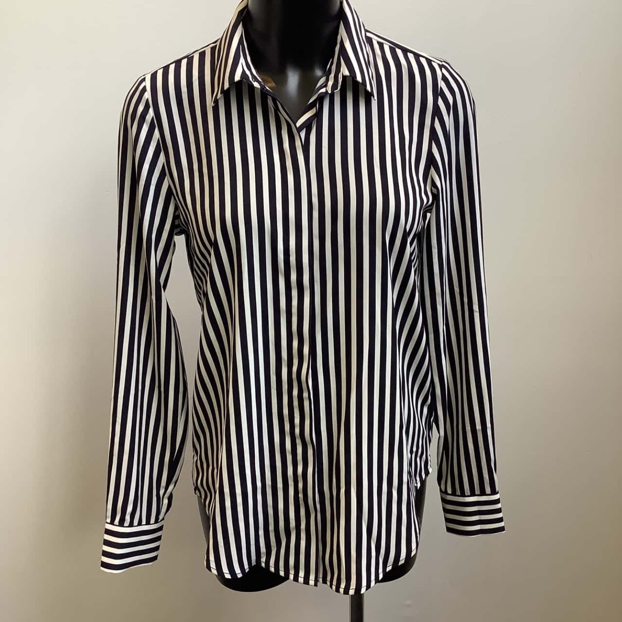 H\u0026M Womens Size UK 6 Long Sleeve 