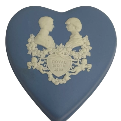 1982 Royal Birth Wedgewood Jasper Heart Trinket Box