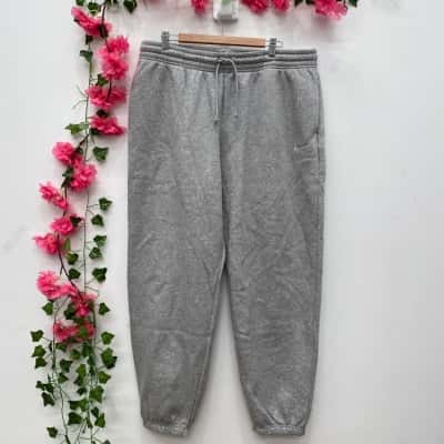 Nike Womens  Size XL Grey 
