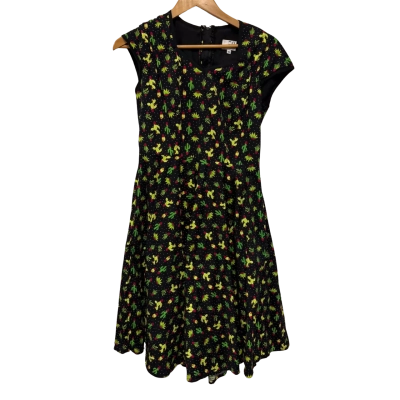  Nineteen 50 Womens  Size M Pattern Dress