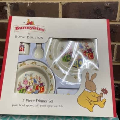 Royal Doulton Bunnykins 5 Piece Dinner Set