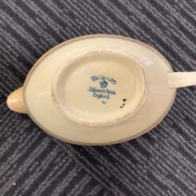 primrose yellow Royal Tudor Ware