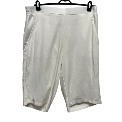 Noni B Women's  Size 16 Shorts White  / Linen