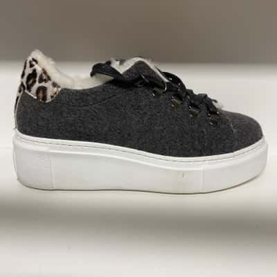  Unisex  Size 36 Animal print / Grey / White Shoes