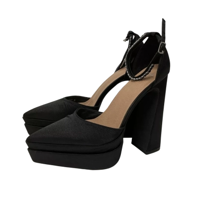 Novo Womens  Size 10 Heels Black  