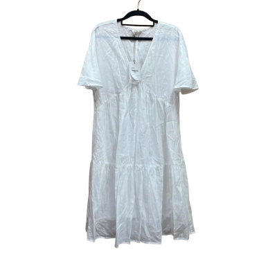 Holiday Womens  Size L / M Midi Dress / Short Sleeve Dress  White 