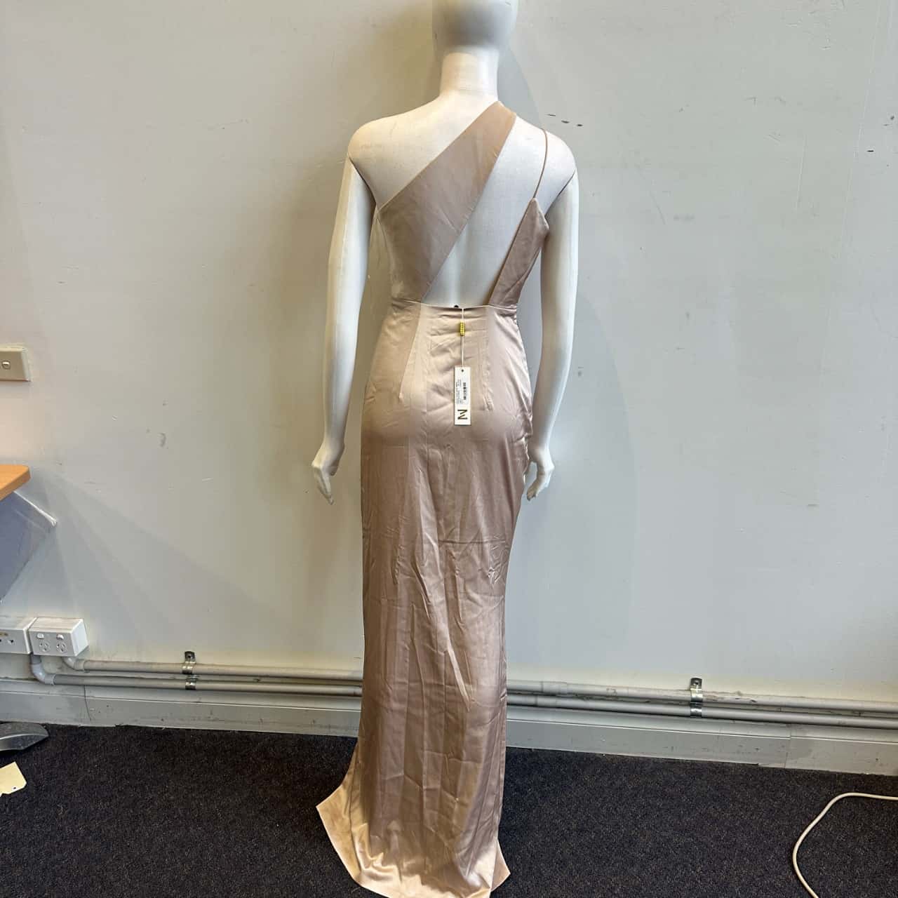BNWT Meshki Women's Size S Cartia Maxi Dress Nude (s)