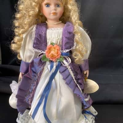 Vintage collectable porcelain doll