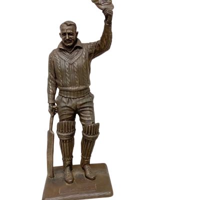 Don Bradman statue 