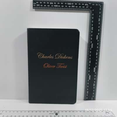 Charles Dickens Oliver Twist Book 2009 Ed 