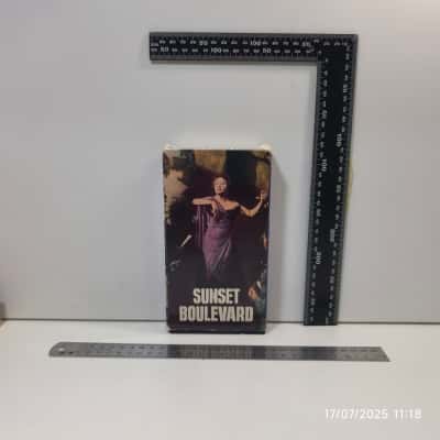 Sunset Boulevard VHS 