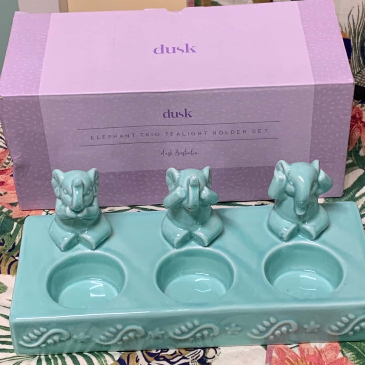 Dusk Elephant Candle Trio Green