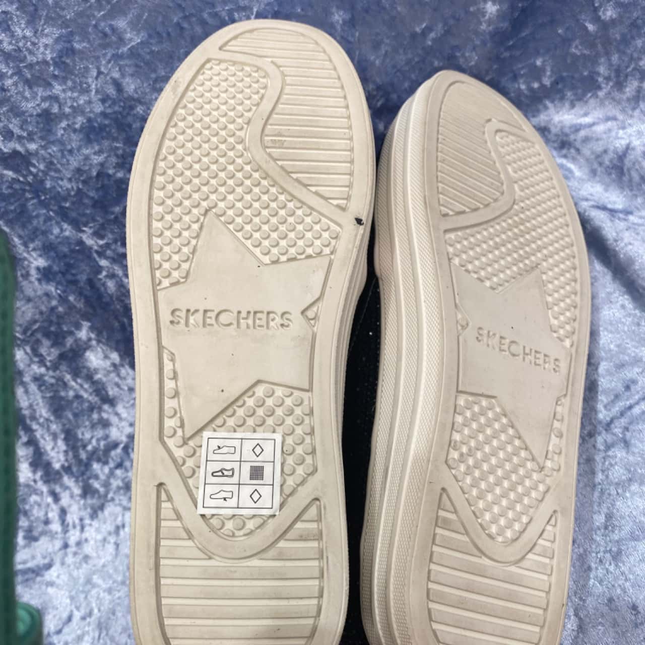 Skechers Street Womens Black Flat Shoes Size 8 U.S