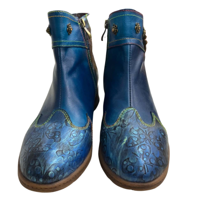  Womens Blue / Brown Size 38 AUS 7.5-8 Shoes With Flower & Butterfly Pattern 