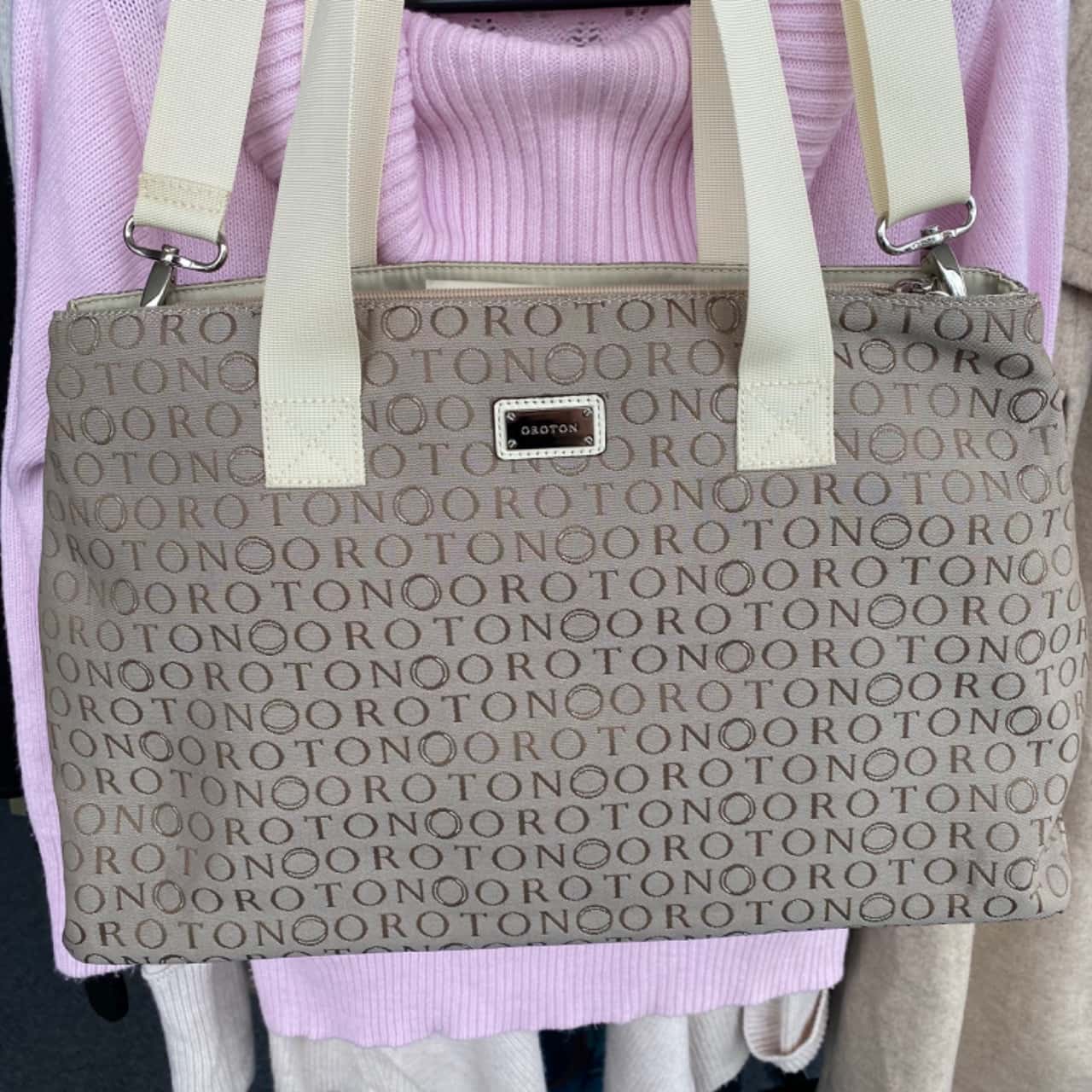 Womens Oroton Handbag w /Shoulder strap