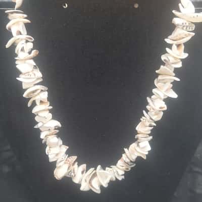 Rough Shell Necklace