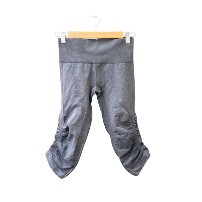Lululemon Size 4 Leggings Grey 