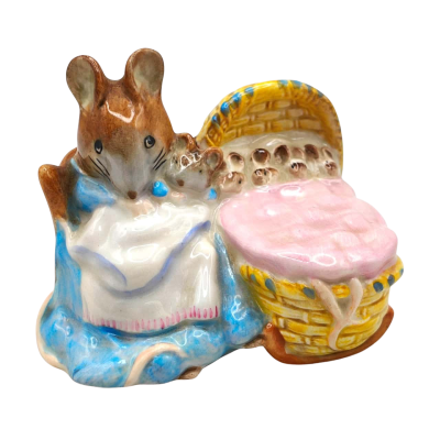 In Excellent Used Condition Ceramic Figurine Beatrix Potter's "Hunca Munca" F. Ward & Co Ltd ©Beswick Pottery England 1951  (collectables)