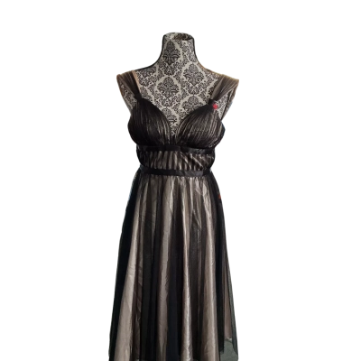  Womens  Size 8 Sleeveless Dress  Beige / Black  
