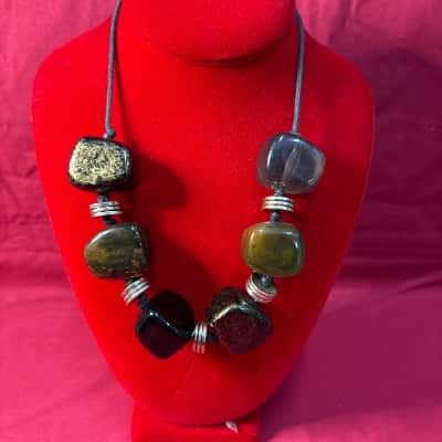  Women's Beaded Statement Necklace with Black/Gold Resin Beads