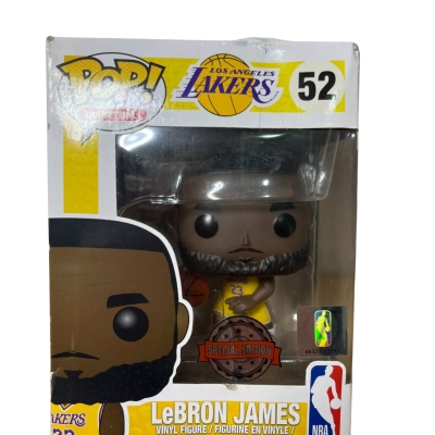 Funko Pop #52 Lebron James special edition 
