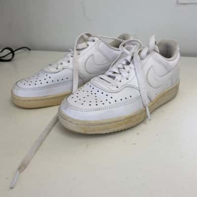 Nike White Low Sneakers  Size 6 