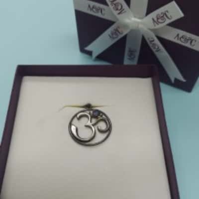 Angus & Coots Pendant Silver Om