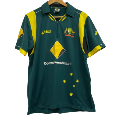 Asics  cricket Australia Unisex  Size M Gold / Green 