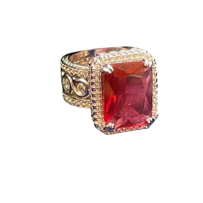 Womens Size 7.5/15/P Costume Ring Red/Silver Tone