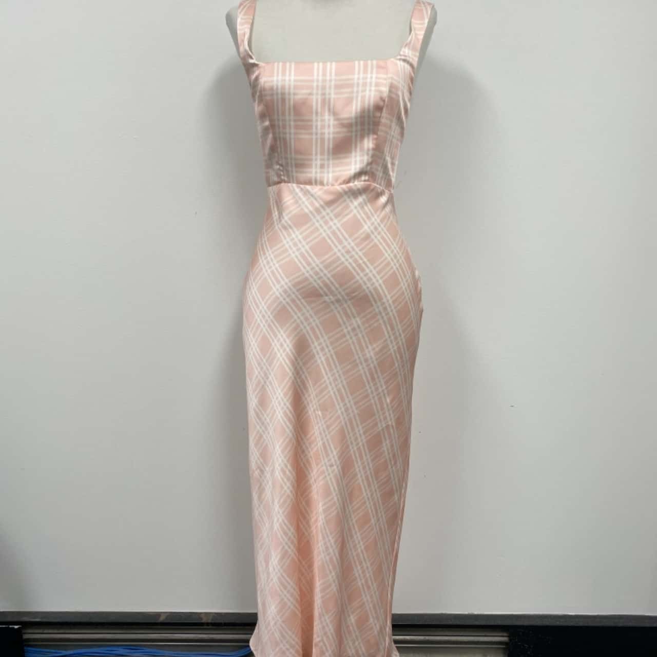 Kookai Womens Size 36 Pink / White DRESS(s) - New Without Tags | Salvos Stores Kookai Womens Size 36 Pink / White DRESS(s) - New Without Tags | Salvos Stores