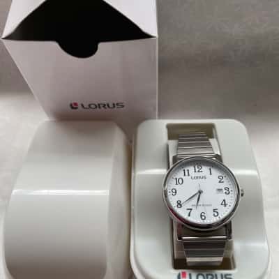  Men’s LORUS watch Water resistant