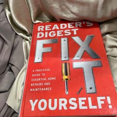 Readers Digest Fix it Yourself 