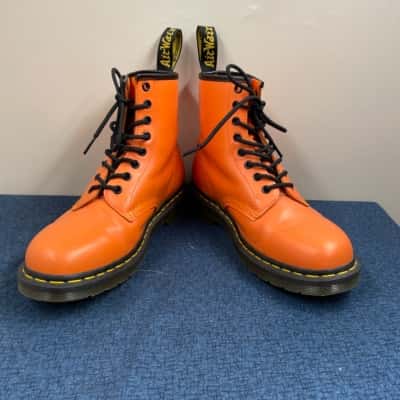Dr Martens Mens  Size 7 Boots Orange 