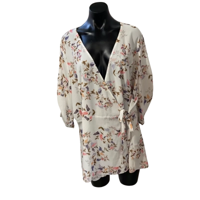 City Chic Womens  Size L Short Sleeve Top Floral / White 